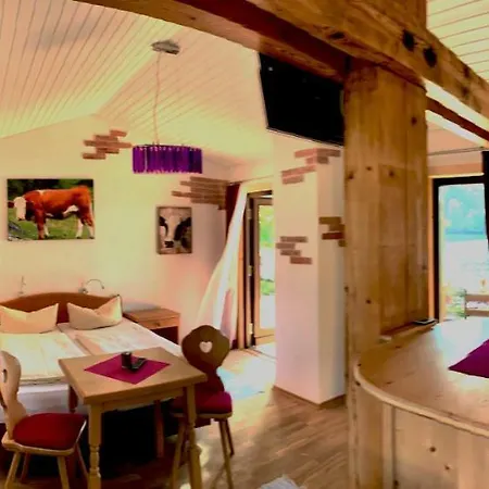 Appartamento Appartementhaus „die Kuh Am See“ Schliersee