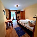 Lägenhet Appartementhaus „die Kuh Am See“ *