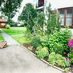 Appartementhaus „die Kuh Am See“ *