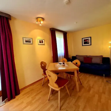 Appartementhaus „die Kuh Am See“ Apartment