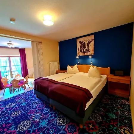 Apartment Appartementhaus „die Kuh Am See“ Schliersee