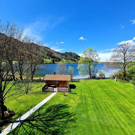 Appartementhaus „die Kuh Am See“ Apartment *