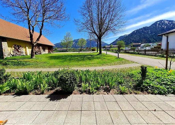 Appartementhaus „die Kuh Am See“ *